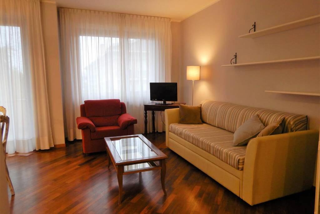 Trilocale Ferruccio Apartment Baveno Exterior photo