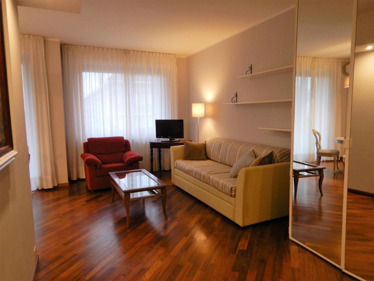 Trilocale Ferruccio Apartment Baveno Exterior photo